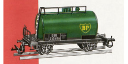 4416
