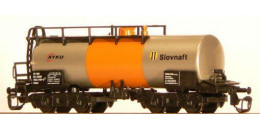 DD82