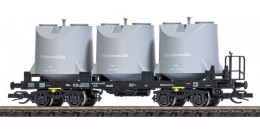 33572